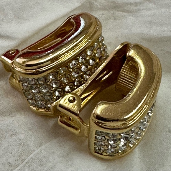 VINTAGE SIGNED 1980s CHRISTIAN DIOR EARRINGS Clip On with DIOR Pouch - Picture 9 of 11